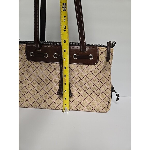 Dooney & Bourke Vintage Tassel Tote Purse Shoulder Bag Canvas Signature Logo 30 - Picture 11 of 15